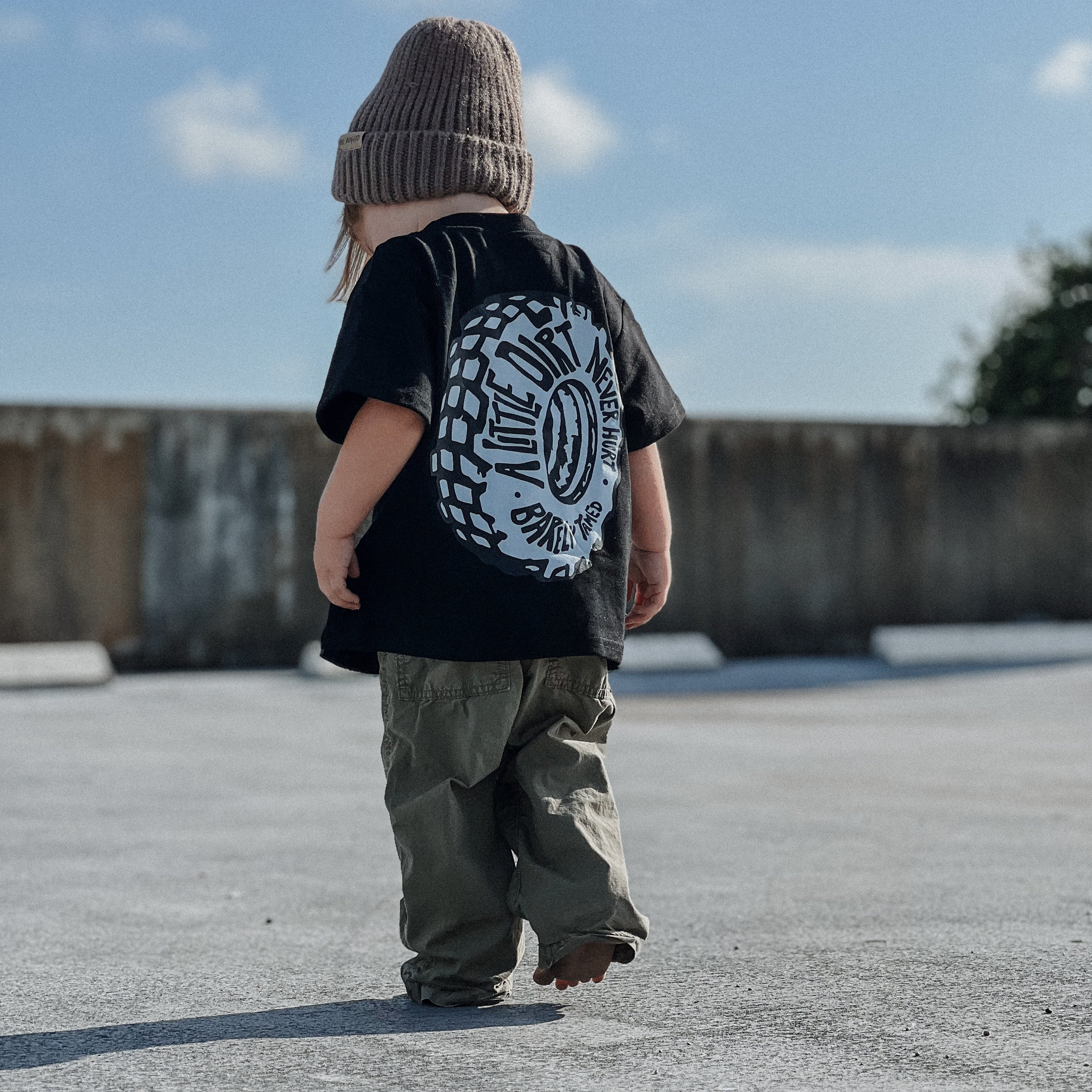 Black toddler moto graphic tee