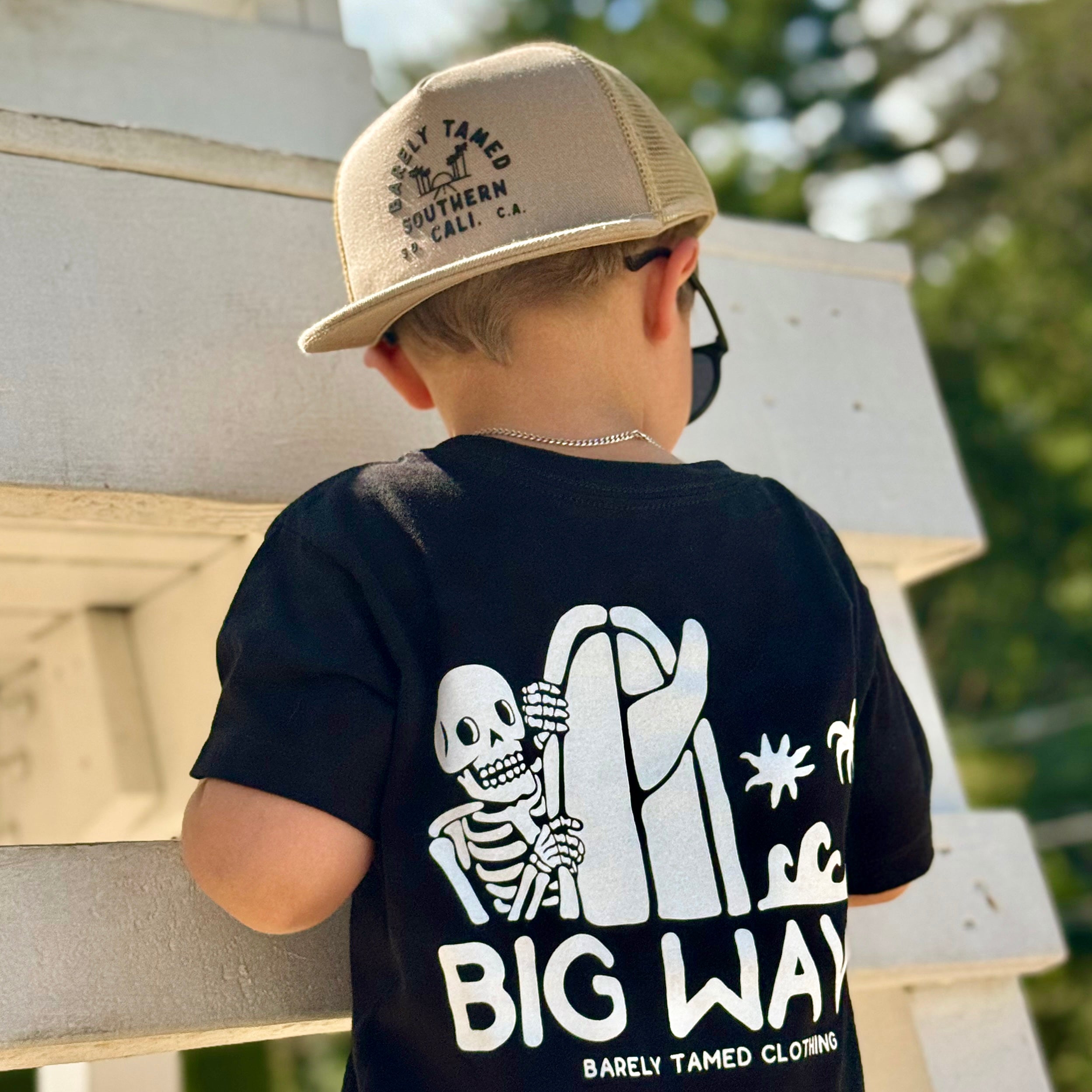 Black graphic t shirt