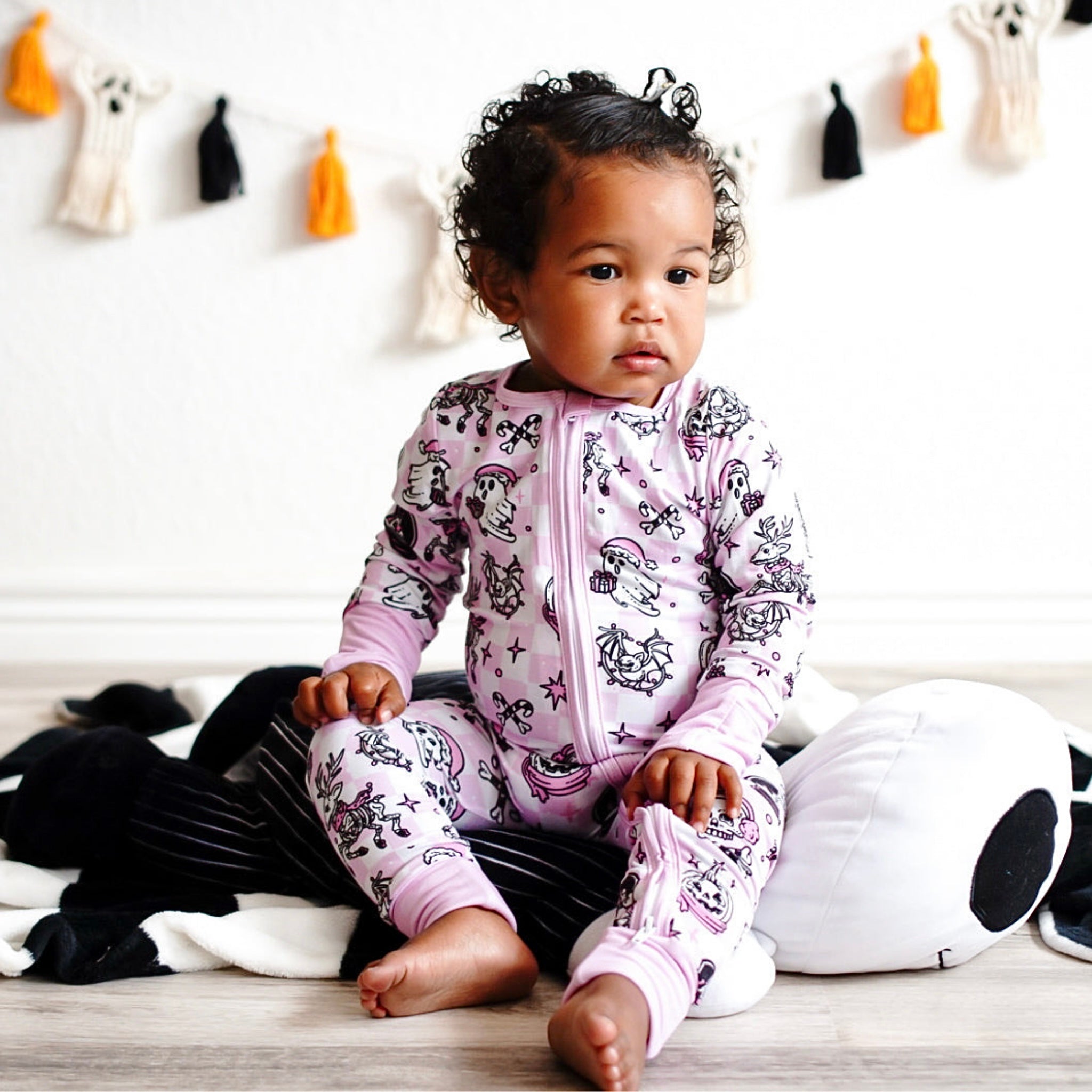 Halloween Haunt The Halls Bamboo Zipper Pjs-Black & Pink - Barely Tamed