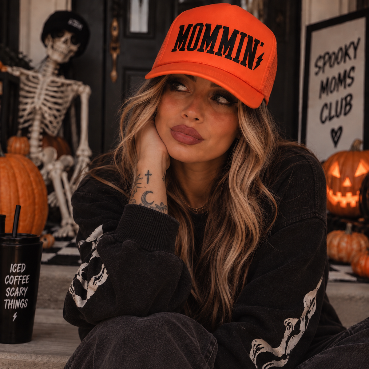 Mommin’ Trucker Hat | Orange